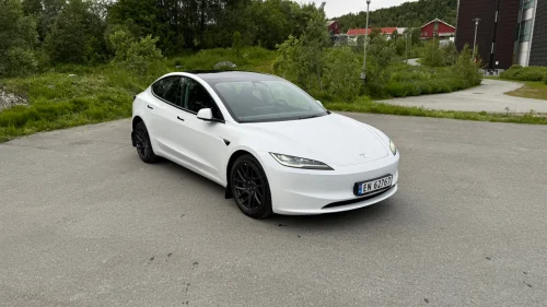 TESLA Model 3 Long Range AWD