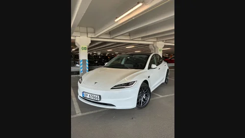 TESLA Model 3 Longrange/AWD/lavKM/hengerfeste/1eier/