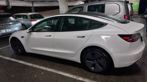 TESLA Model 3 Long Range AWD