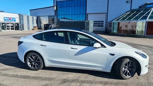 TESLA Model 3 Long Range AWD