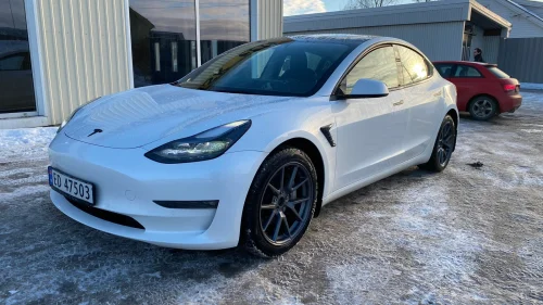 TESLA Model 3 Long Range AWD