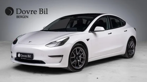 TESLA Model 3 Long Range/Autopilot/Skinn/Pano/Navi/1-eier