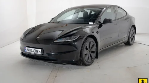 TESLA Model 3 LR AWD FACELIFT AUTOPILOT PANO PREMIUM LYD