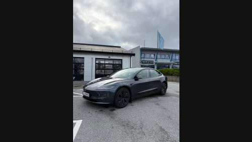 TESLA Model 3 Long Range AWD