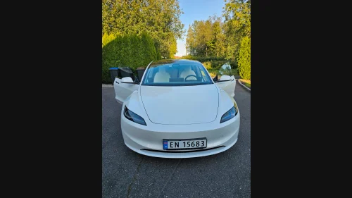 TESLA Model 3 Long Range AWD