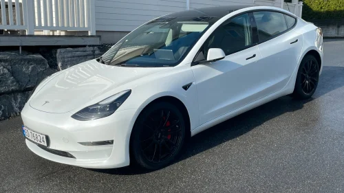 TESLA Model 3 Performance AWD