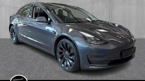 TESLA Model 3 Performance 525hk AWD