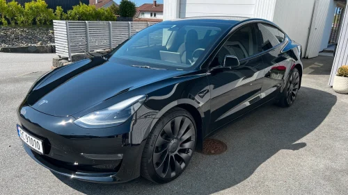 TESLA Model 3 Performance AWD