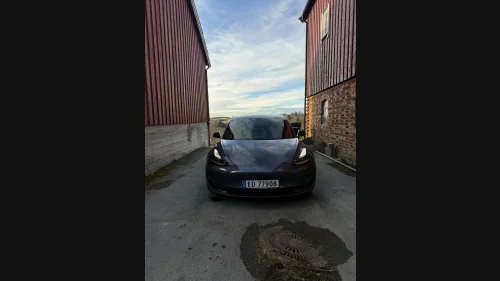 TESLA Model 3 Performance AWD