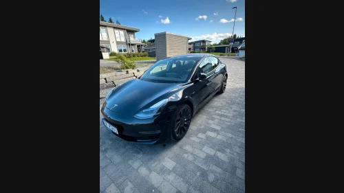TESLA Model 3 Performance 535hk AWD