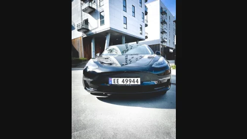 TESLA Model 3 Performance AWD