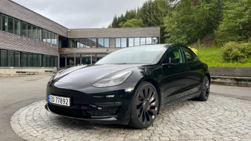 TESLA Model 3 Performance AWD