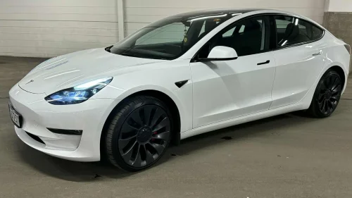 TESLA Model 3 Performance AWD, 20", 1-Eier, Autopilot, Lav km