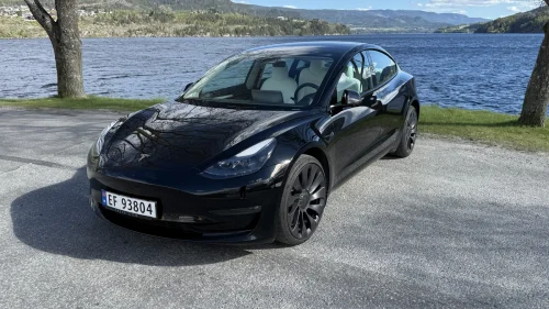 TESLA Model 3 Performance 535hk AWD