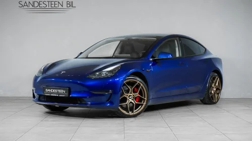 TESLA Model 3 PERFORMANCE/SKINN/AUTOPILOT/PANORAMA TAK/VINTERPAKKE