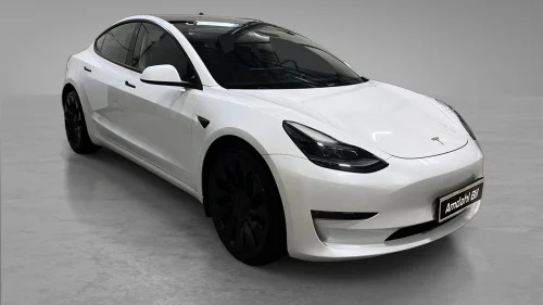 TESLA Model 3 Performance/Premium/Skinn/ACC/Autopilot/Lavkm/547km