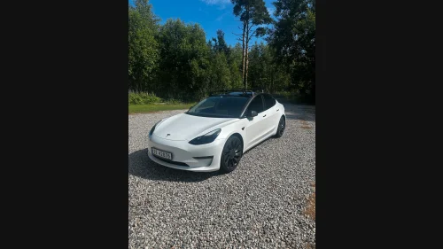 TESLA Model 3 Performance AWD