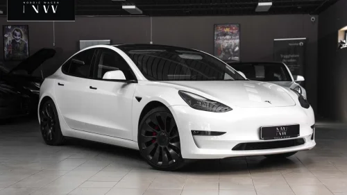 TESLA Model 3 AWD Performance Autopilot Varmepumpe Krok LAV.KM