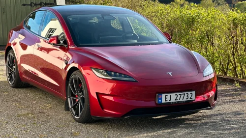 TESLA Model 3 Performance AWD