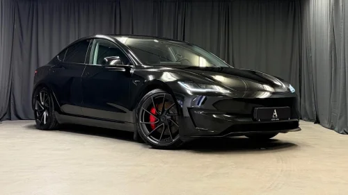 TESLA Model 3 PERFORMANCE/AWD/627HK/SKINN/NAVI/KAMERA/GARANTI