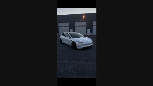 TESLA Model 3 Performance AWD
