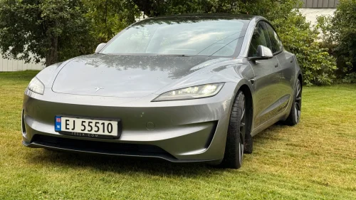 TESLA Model 3 Performance AWD