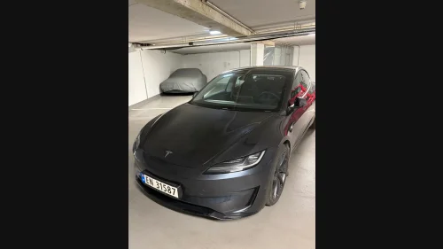 TESLA Model 3 Performance AWD