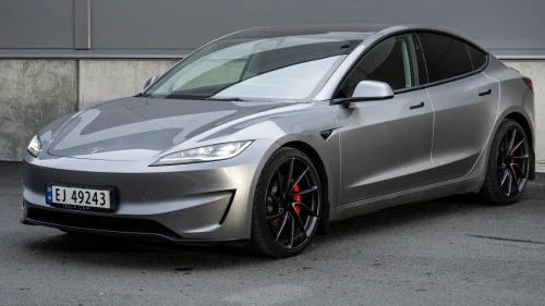 TESLA Model 3 Performance AWD