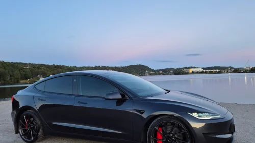 TESLA Model 3 Performance AWD