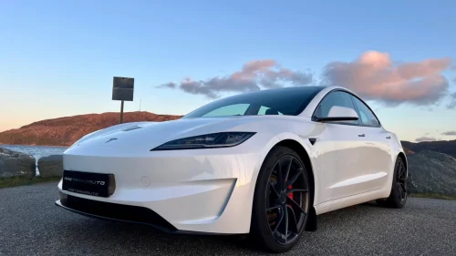 TESLA Model 3 PERFORMANCE|627HK|PREMIUM|HIFI|VARMEP|AP|TRACKMODE