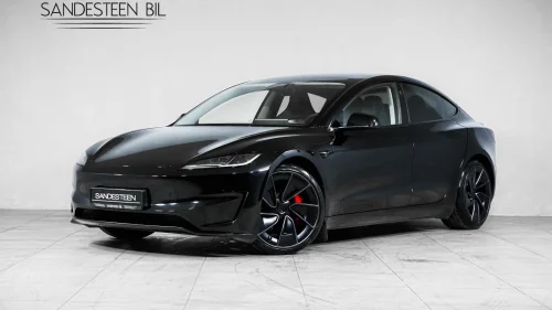 TESLA Model 3 PERFORMANCE/FSD-AUTOPILOT!!!/PANORAMA TAK/VINTERPAKKE