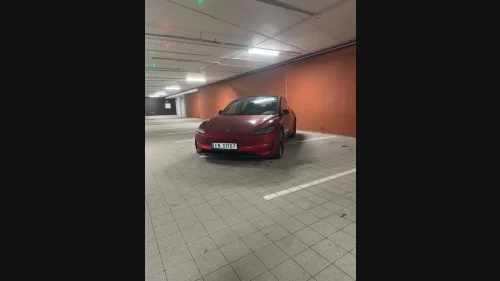 TESLA Model 3 Performance AWD