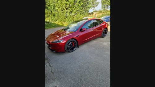 TESLA Model 3 Performance AWD