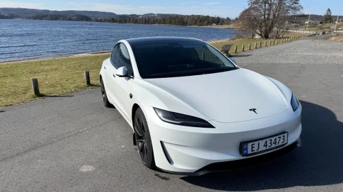 TESLA Model 3 Performance AWD