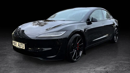 TESLA Model 3 PERFORMANCE AWD 627 HK SKINN KAMERA AUTOPILOT
