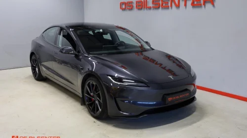TESLA Model 3 Performance Highland AWD, Panorama, Skinn,