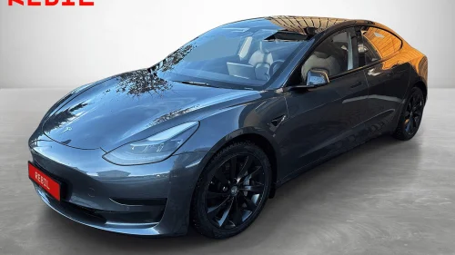 TESLA Model 3 448km(WLTP)/SR+/MCU2/AP/Navi/R.kam/V.pumpe/Matrix/Pano