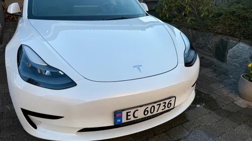 TESLA Model 3 Standard Range Plus RWD
