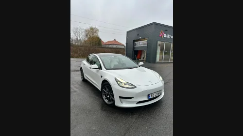 TESLA Model 3 Standard Range Plus RWD