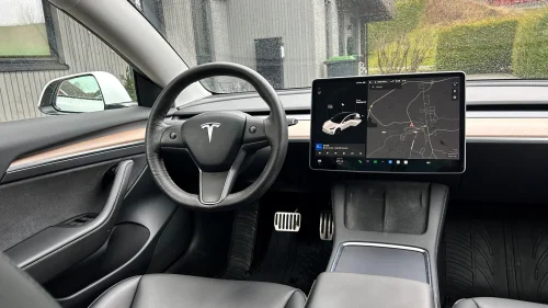 TESLA Model 3 Standard Range Plus RWD