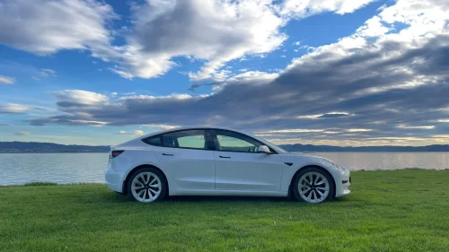 TESLA Model 3 Standard Range Plus RWD