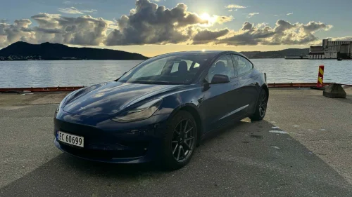 TESLA Model 3 Standard Range Plus RWD