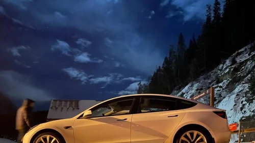 TESLA Model 3 MODEL 3 239KW/325hk
