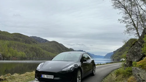 TESLA Model 3 Standard Range Plus RWD