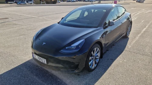 TESLA Model 3 Standard Range Plus RWD