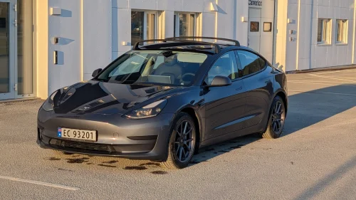 TESLA Model 3 Standard Range Plus RWD