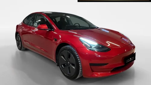 TESLA Model 3 Standard Range + / Autopilot / Keyless /