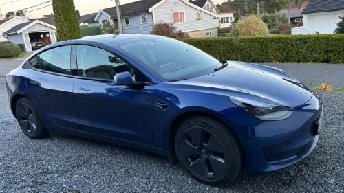 TESLA Model 3 Standard Range Plus RWD