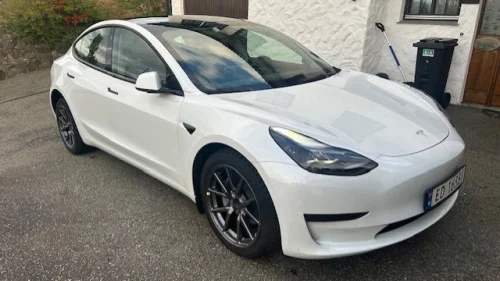 TESLA Model 3 Standard Range Plus RWD
