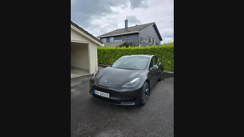 TESLA Model 3 Standard Range Plus RWD